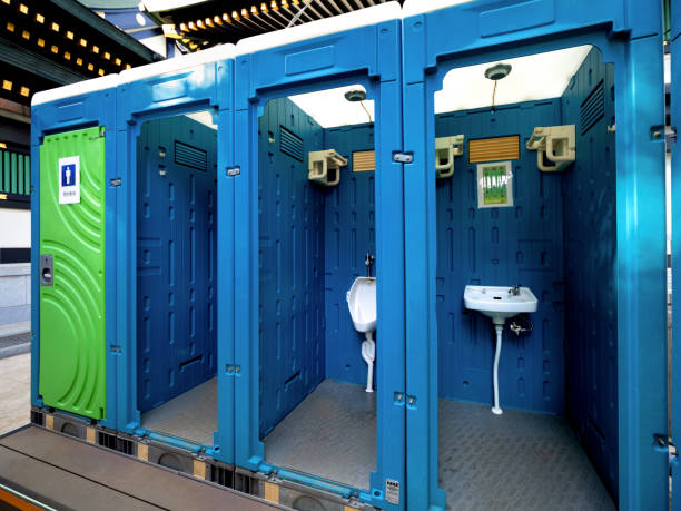 Best Porta potty rental near me  in Osceola, IA
